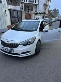 سلام وعليكم  سيراتو للبيع موديل ١٣ سياره فول مواصفات بصمه اشاره ترحيب ...