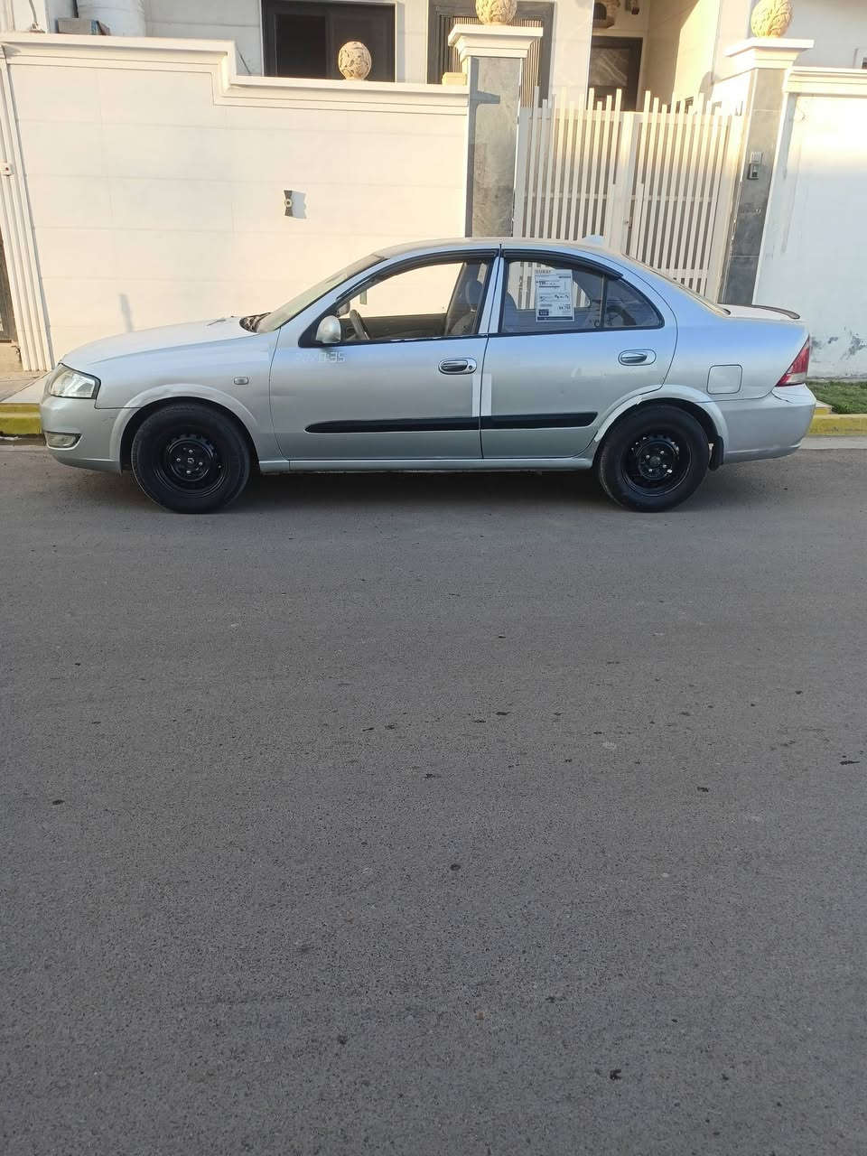 السلام عليكم للراغبين
سياره نيسان سني 2008للبيع 

سياره جاهزه وخير من الله متصرف ربع دينار عليه

رقم سياره( بغداد )بأسمي شرط تحويل ثاني يوم

ما بيه قطرة صبغ 

باب خلف سائق مبدل بلادي نفس لون ما بيه صبغ 

كير اوتوماتيك مكفول مكينه مكفول تبريد  خير من الله    باتري جديد. 

تخم تاير جديد

دوشمه وكاعيات 

سياره حلوه وجاهزه 

السعر 85 وبيه مجال بسيط 

العنوان 📌 بغداد الكرخ

مراسلت الحساب

او الاتصال ع رقم 

*********** بي واساب
