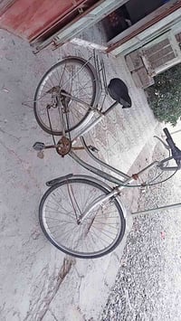 باسكل للبيع السعر 50 وبي مجال  كلو شغال شرط تواير جدد  07518394632 078...