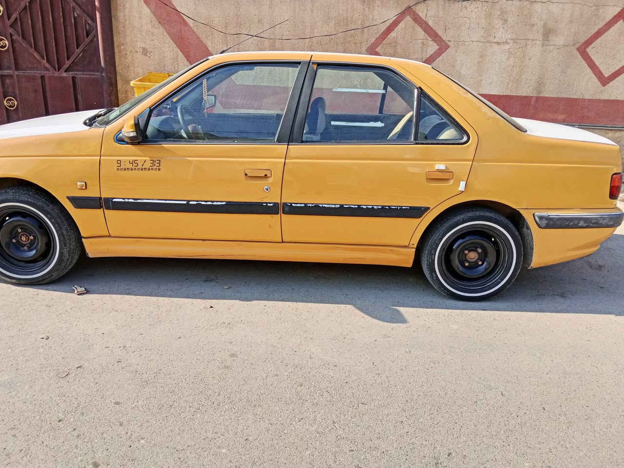 سلام عليكم
بيجو بارص موديل2015 كهربائيات كله شغاله تدفئه تبريد سياره بااسمي شرط التحويل دوشمه جديده حداديه صدر جديد رقم الهاتف ***********
