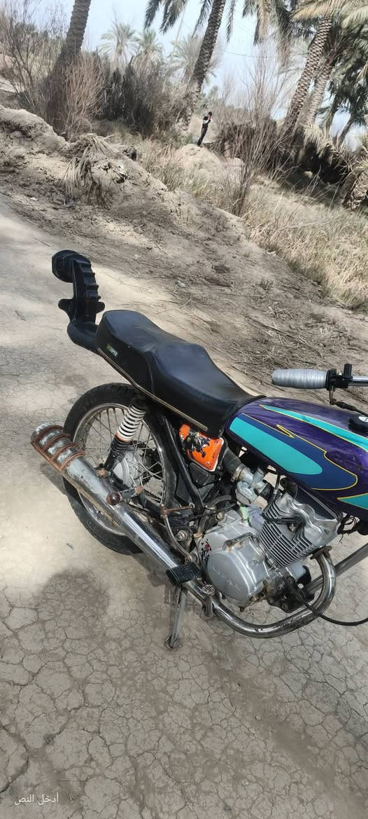 سلام عليكم دراجه لبيع اوراق وصولي  مكن طوريج الخيرات ما نقصه شي هذه رقمي سعر 350وبيه مجال هذه رقمي ***********
