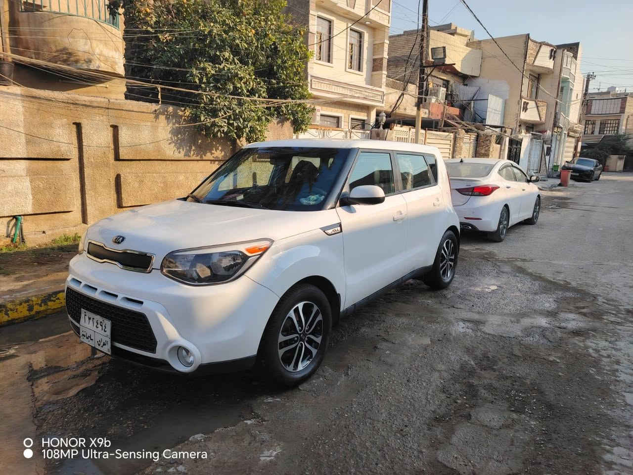 سلام عليكم صول وارد كندي موديل 2016 محرك GT 1600
َويل كب
شاشه كبيره ماشيه 70 ضربتها بس باب ورة وكدام بدون تصليح وتبديل باب  الصدر والورة السياره كلش كلش نضيفه مال بنية تروح دوام وترجع
السعر ١٢٠ وبيهة مجال رقم سليمانية
رقم صاحب السيارة ***********
مكلف بالنشر
