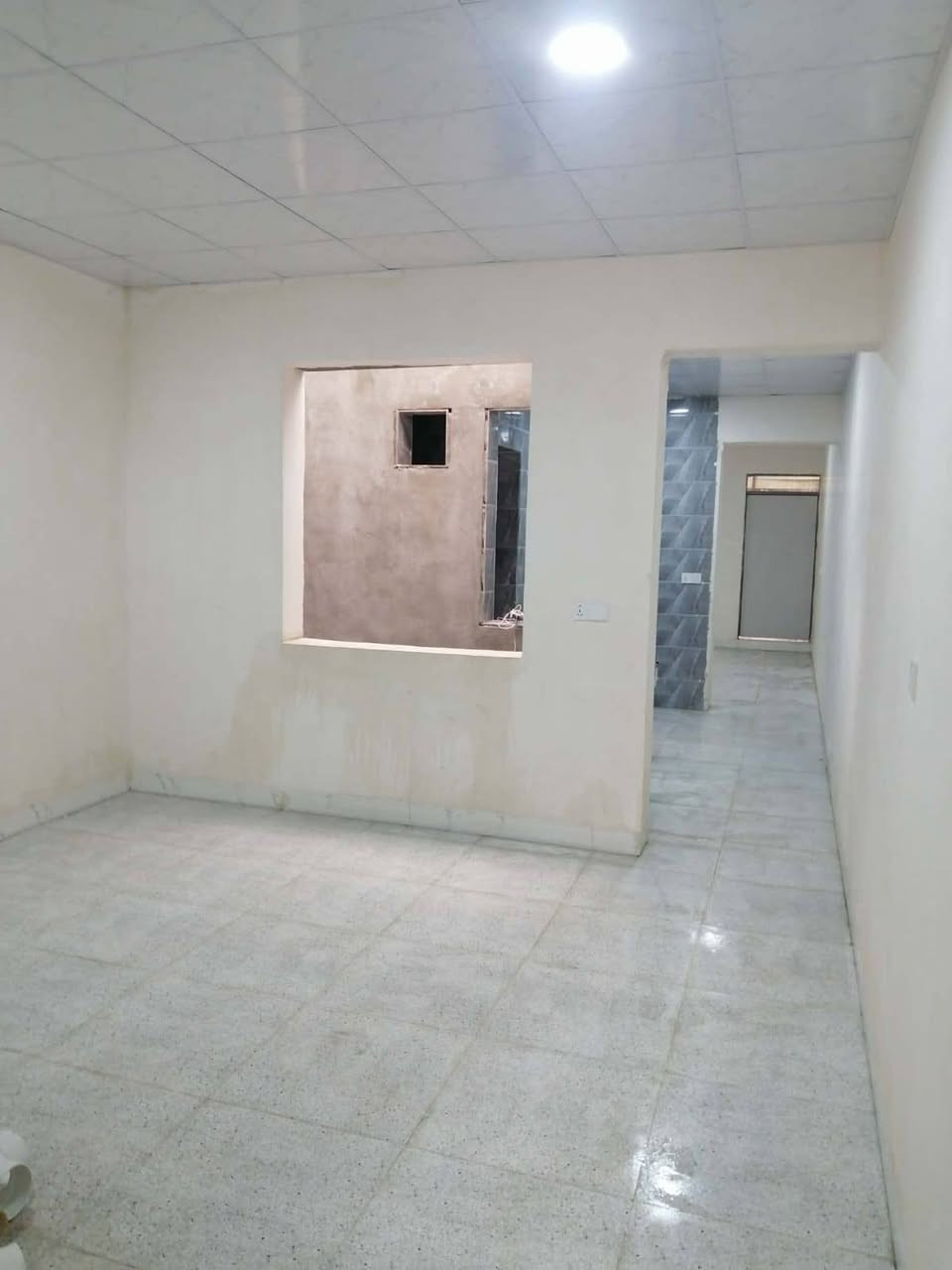 دار للبيع بلديه اوراق كمل مسجل مساحة 125متر طابق واحد موقع حي عسكري حوالي البيت بعد صفر مامسكون سعر 42مليون وبي مجال اي استفسار عله خاص او اتصل ***********
