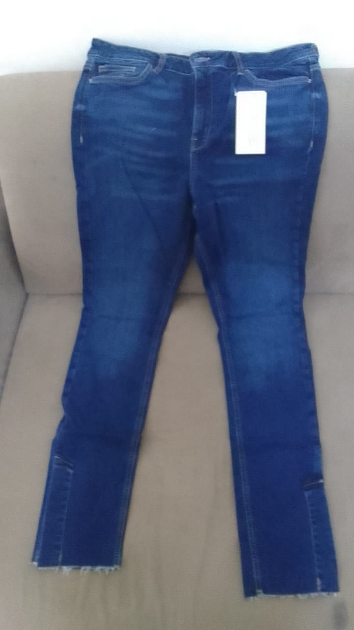 تصفية مخازن #جملة_فقط

بناطير اوروبي / تركي كواليتي عالي
شبابي / بناتي بيها

العدد 2000 قطعه
السعر 3500 دينار فقط القطعه
اقل كمية 1000 قطعة

اربيل / وتساب ابو لاوند
***********
