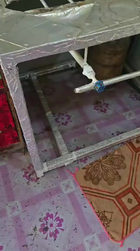 السلام عليكم غسالات وطباخات وافن ورفوف حديد وطباخات صناعي للبيع كل قطعة وسعرها هاتف ***********/*********** عنوان بغداد التاجي منشأة نصر مقابيل قصابة ابو عمر المشهداني
