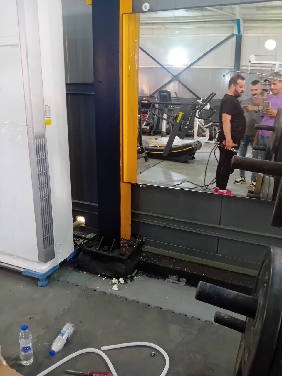 السلام عليكم 
هذا كان اخر عمل الي  الموسم الي مضى  قاعة العاب    نصب جديد  جهازين  وصيانه جهازين    يارب  موسم خير للجميع  اخوكم
الفني ابو علي    للتواصل  فقط على الرقم 
***********
