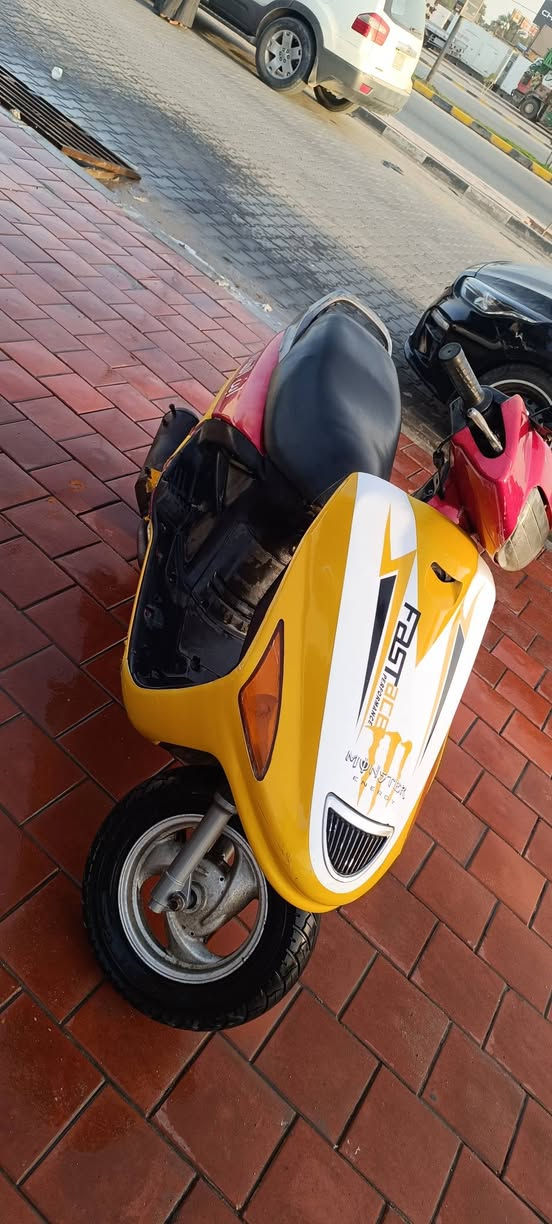 السلام عليكم
فراشه للبيع 
جاهزه من كلشي ماعايزه برغي 
وكلشي جديد الدراجه حلوه ونظيفه 
سعرها 550 وبيها مجال بسيط للتواصل خاص او ع الرقم ***********
