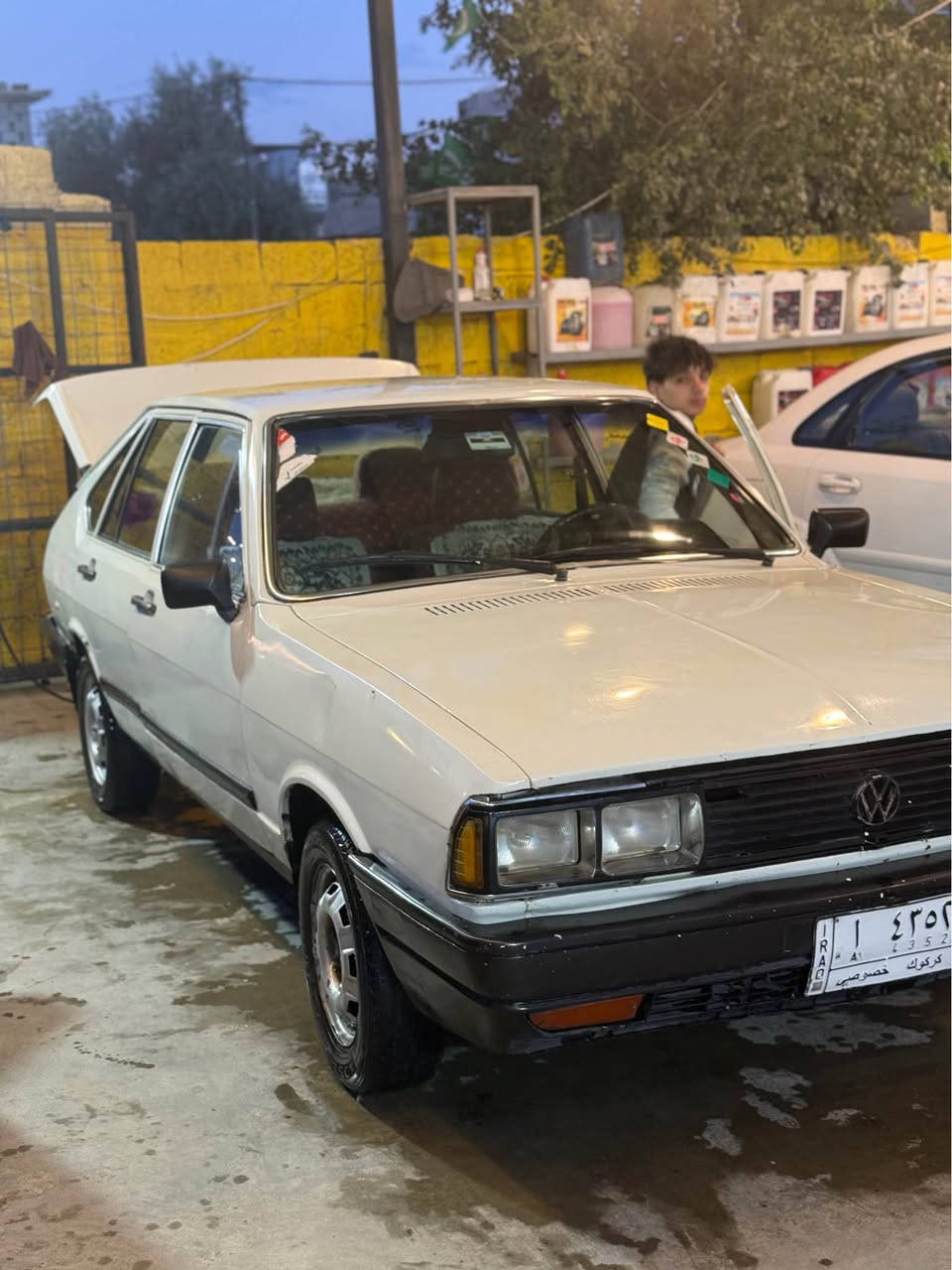 سلام عليكم اخوان برازيلي للبيع او المراوس گير محرك جيتا 5گير محرك بالشرط گير بالشرط صدر امامي خلفي جديد تخم تاير جديد بطارية جديده كهربائي من الدعاميه للدعاميه شغال گيجات كامل شغاله رقم كركوك سنوية مشروع بس منتهي شرط التحويل سيارة بدون ضرر ما بيه ضربة بيها مكانات صبغ فقط سيارة حلوة او جاهزة للبيع او المراوس حسب القناعة سعرها 28$او بيها مجال للطيبين اي استفسار اتصال او خاص *********** كركوك, العراق
