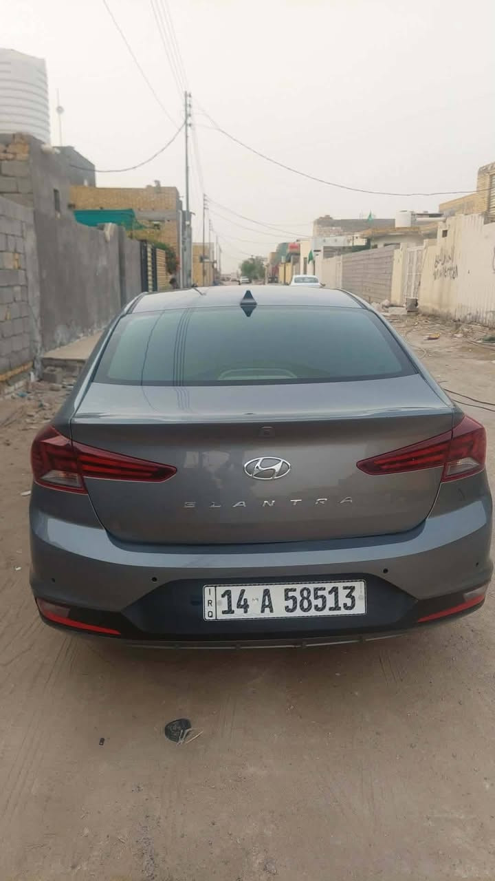 الانترا 2019
مكفوله كفاله عامه بغض النضر عن البارد
السعر 122 وبيها مجال بسيط 
رقم بصره 
مكان السياره الناصريه 
***********
