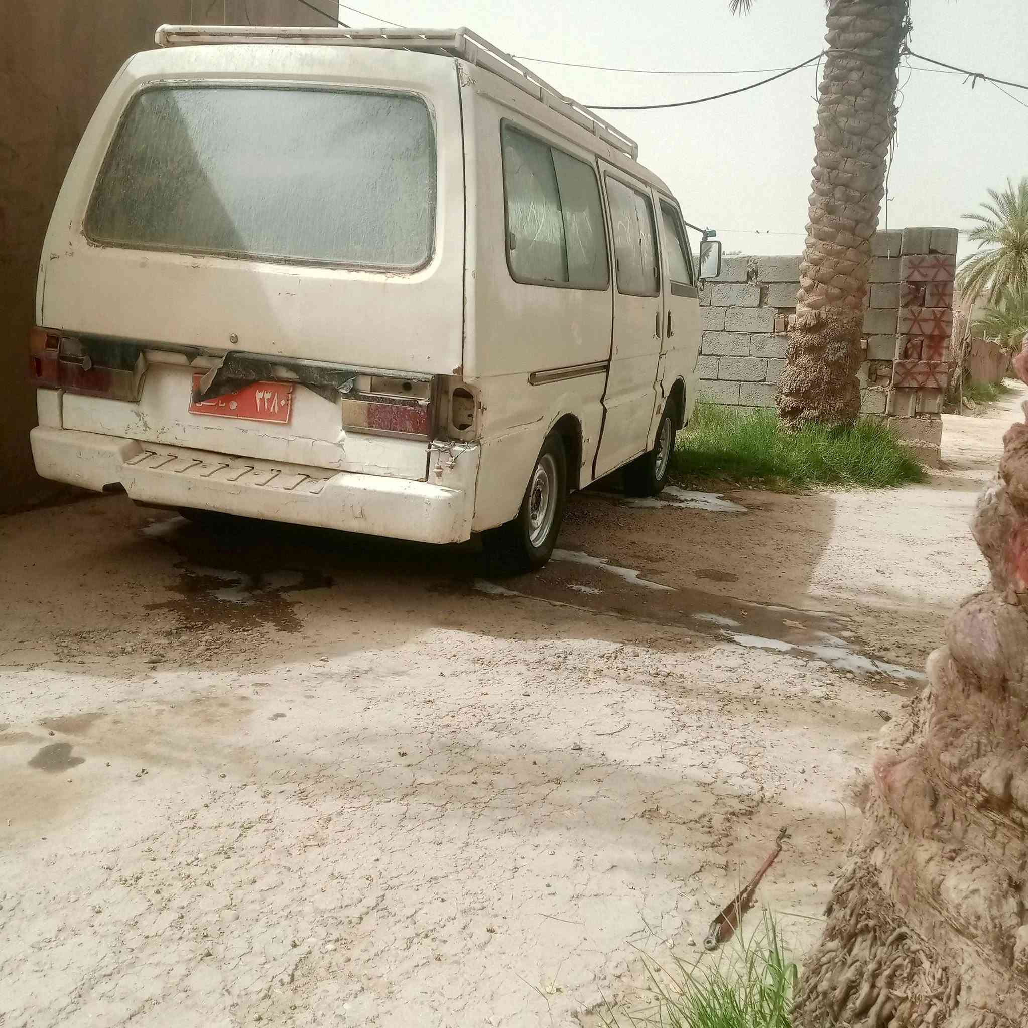السلام عليكم كيا بستا موديل 94رقم بابل صدامي محرك بيه بخار كير النمر واحد وثاني ما يجي اكسن نضيف شواصي بس واحد معمر السياره متروكه مصفره هيه ومرور وراعيه موجود ال سعر 20 وبيه مجال قليل رقم ***********مكان بابل
