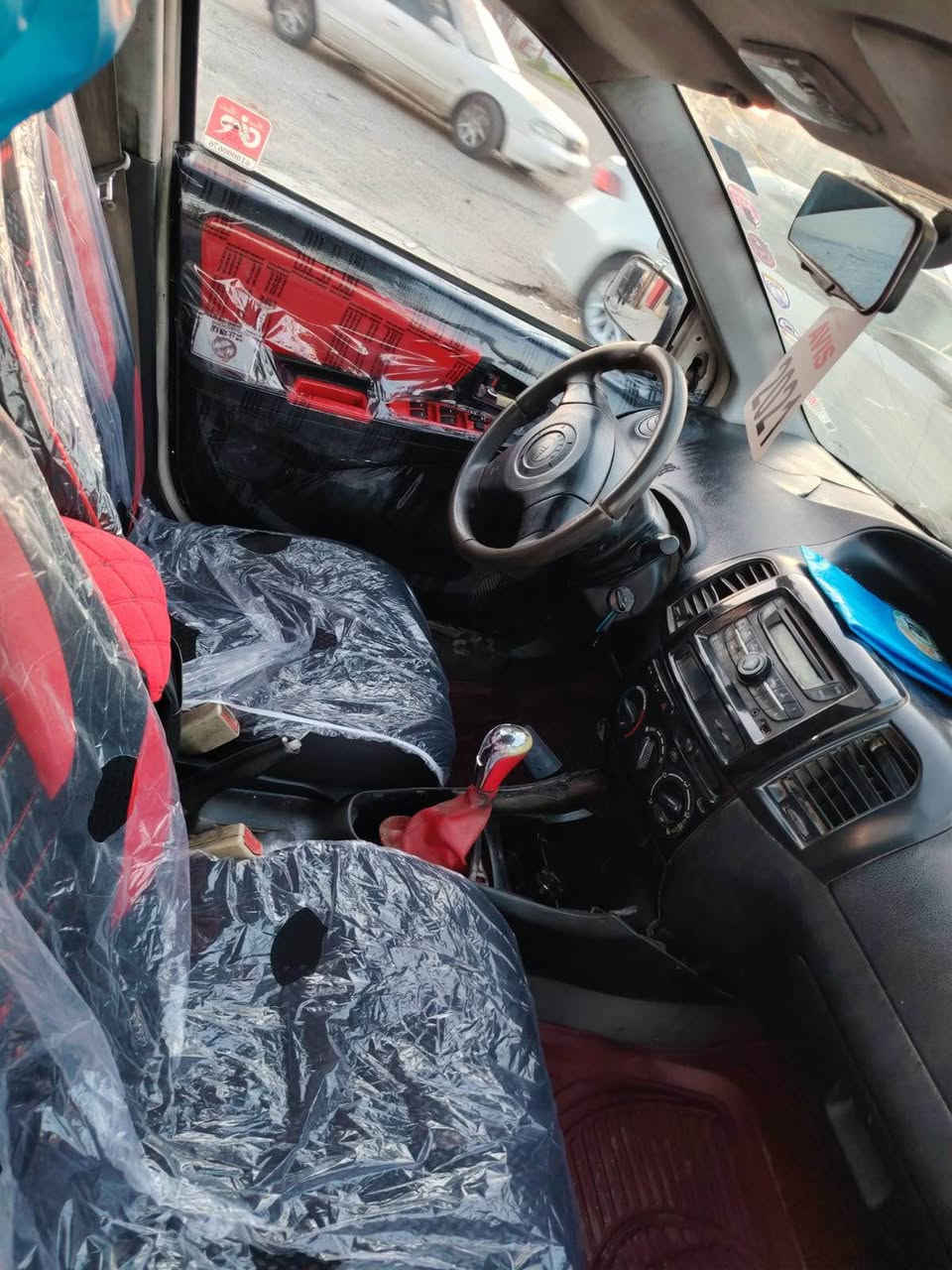 جيلي ام كي كروز موديل ٢٠١٣رقم بغداد شرط تحويل وكالة كير ومحرك بل شرط صدر جديد إطارات جديد كهربائية كولة شغال تدفئة وتبريد شغال محرك ١٦كير عادي بدون صبغ بيع ومراوص سعرة ٣٣وبيها مجال بسيط*********** كركوك, العراق
