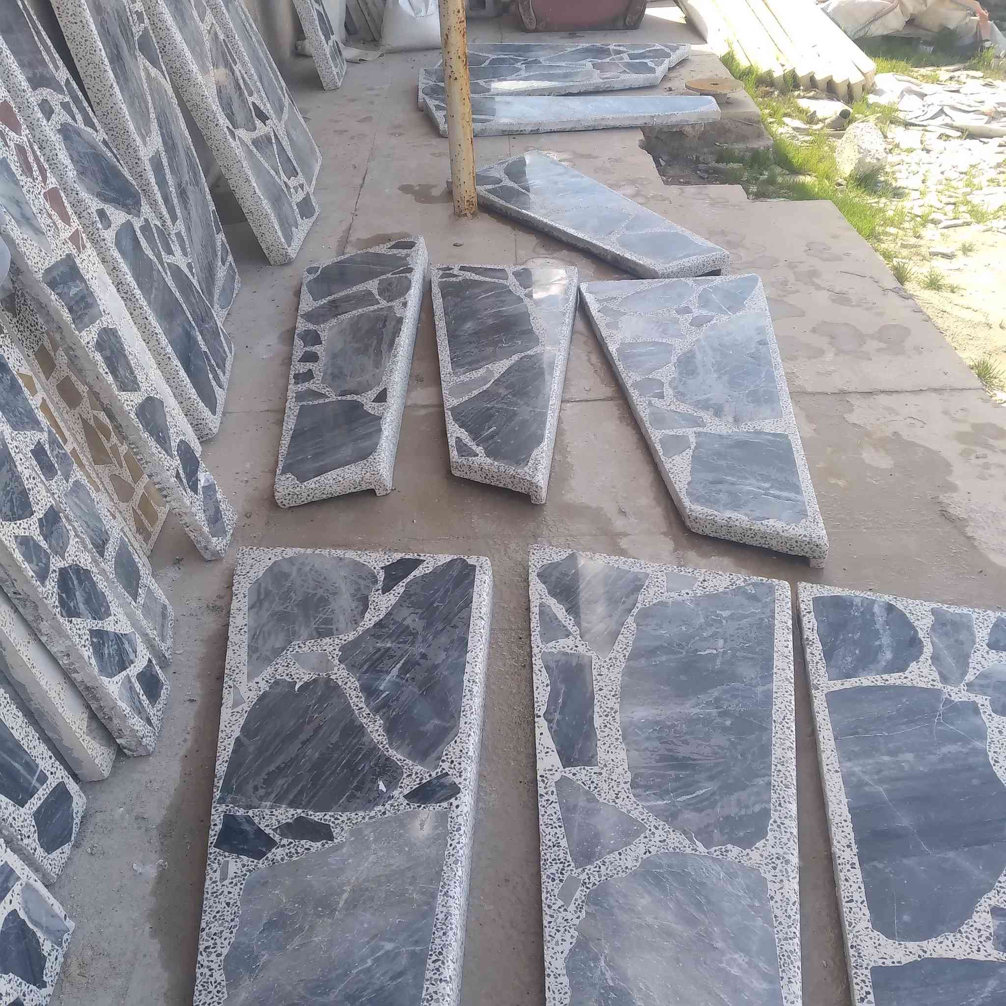 معمل كاشي و بايات العلاوي رقم الهاتف : ***********
