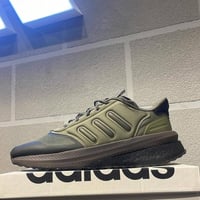 فيتنامي اورجينال • ملابس