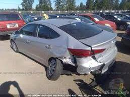 السلام عليكم النترا 18 امريكي بيها قطعه وصور السونار  موجود نص فول  سياره جاهزه اي نقص مابيها  رقم بابل سنويه صاقطه .. 120 
للاستتفسار اتصل ***********
