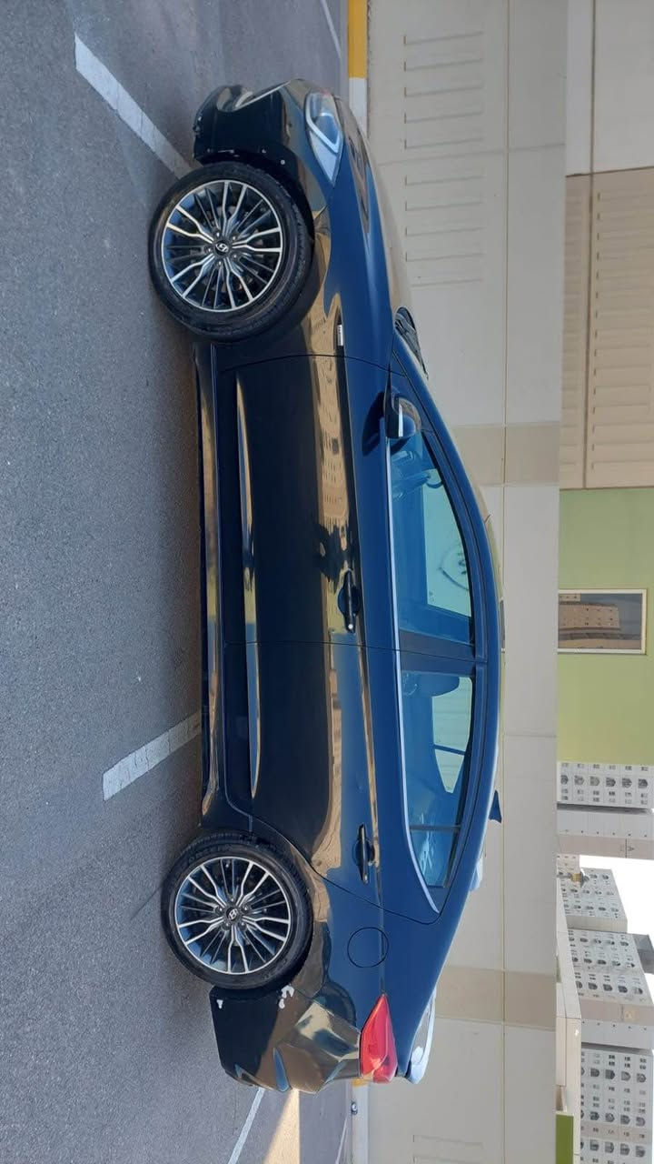 مرحبا للبيع النترا نضيفه ماسيه 75 الف بيها قطع صبغ ابيع احزام محرك نضيف لاتنقيص لاتبخير كير عادي 7 نمر يعني انسى حماوت كير لو عطلات الكير شلعه تخبل وبانزين عادي محسن تمشي على كلشي لان كير عادي اني ادير محسن بس بانزين عادي تمشي لادوانز ولا غيرها يعني سياره مال كراب حداديه وتاير نضاف سياره سبورت فول مواصفات GT يعني كلشي بيها موديلها 2018 تبريد تدفئه شغالات سيارة جاهزه كبل لشارع رقم بغداد دولي هزه جديده السعر علق تم يوصلك خاص والشراي يجي ومارجعه للاتصال  متوفر وتساب ‭0790 647 9359‬
