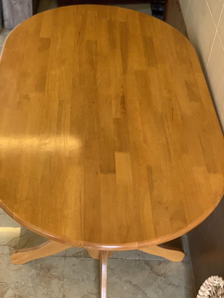 للبيع ميز طعام وبسعر جدا مميز ميز خشب طبيعي وجديد للتواصل الاتصال على هذا الرقم ***********
