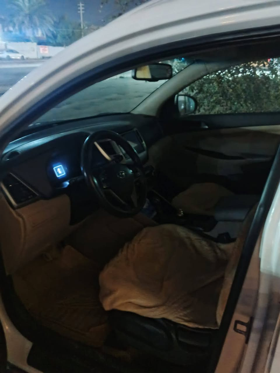 توسان 17 خليجي بدون حادث المقدمة 70 ورقة والقسط لايقل عن 500 ألف اي شخص مو جاد لا يراسلني


**إذا كنت صاحب هذا الإعلان وتريد حذفه لأي سبب، رجاءا أرسل رسالة إلى الدعم الفني**