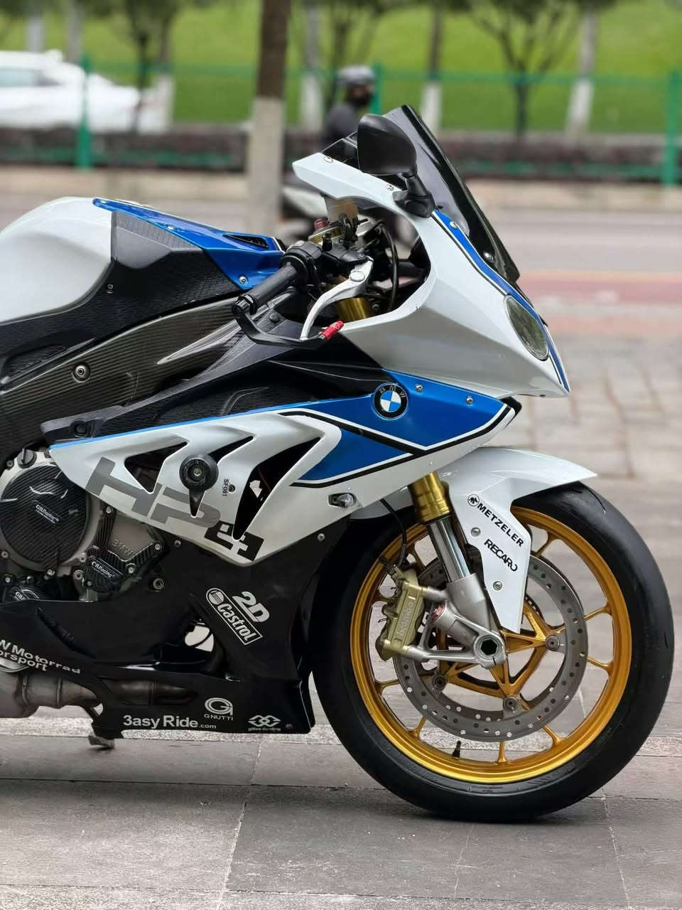 BMW S1000RR
2013

نضیف جمیل جدا 

6300$🔒

سعر واصل سلیمانیە 

***********

🌹 شكر خاص لإدارة الكروب

کروپ فیسبوک https://www.facebook.com/share/g/1D8xBUZevA/?mibextid=wwXIfr

🎥 تابعونا على تيك توك:

‏👉 https://www.tiktok.com/@madeinjapan919

‏👉 https://www.tiktok.com/@samuraiskill1

📌 يمكنكم متابعتي على تيك توك لمشاهدة أحدث الدراجات
