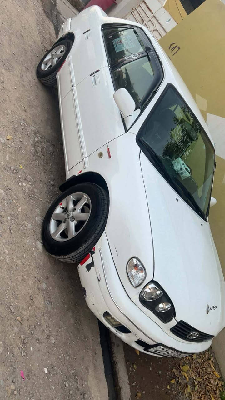 السلام عليكم كورلا موديل 2000 سنويه لحد 30 بيها دفتر بانزيل  محرك 1800 كير و محرك شرط تبريد ثلج اربع تواير جديد باتري جديد دومه كامل السيارة صبغ حزام هذا رقمي الشراي يتصل ما متواجد عل فيس  ***********
