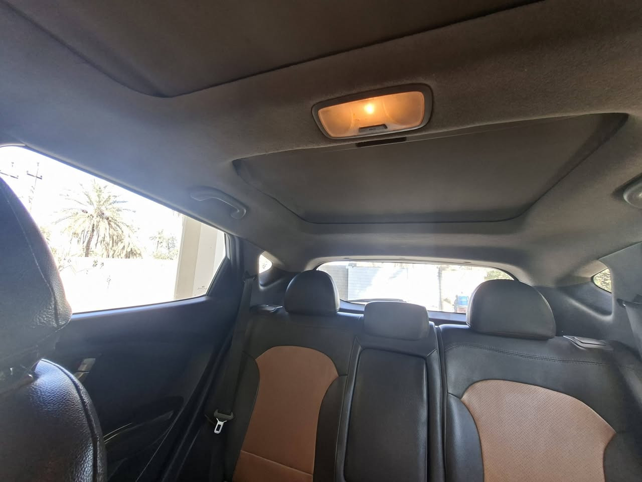 للبيع
Hyundai Tucson 2013 خليجي
فول مواصفات / لمتد
محرك 2400 سي سي قوي واقتصادي
دبل (Four Wheel Drive)
 السيارة نظيفة وجاهزه مواصفاتها :
سقف بنوراما
كامره خلفيه
شاشه
تحكم ستيرن
لون سلفري
دواخل نظيفه
باقي التفاصيل اتصل عل هذه الرقم ***********
