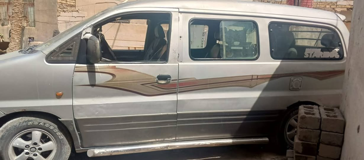 سنوية باسمي لل٢٧ شرط تحويل
🚐 للبيع هونداي ستاركس 2007
مفتوح
رقم إنكليزي جديد
مصفرة
محرك: 2700 بنزين
گير: (عادي)
تخم تاير جديد وباتري جديدة
وكهربائيات كله شغالة
السعر ٤٠
الرقم 
***********
