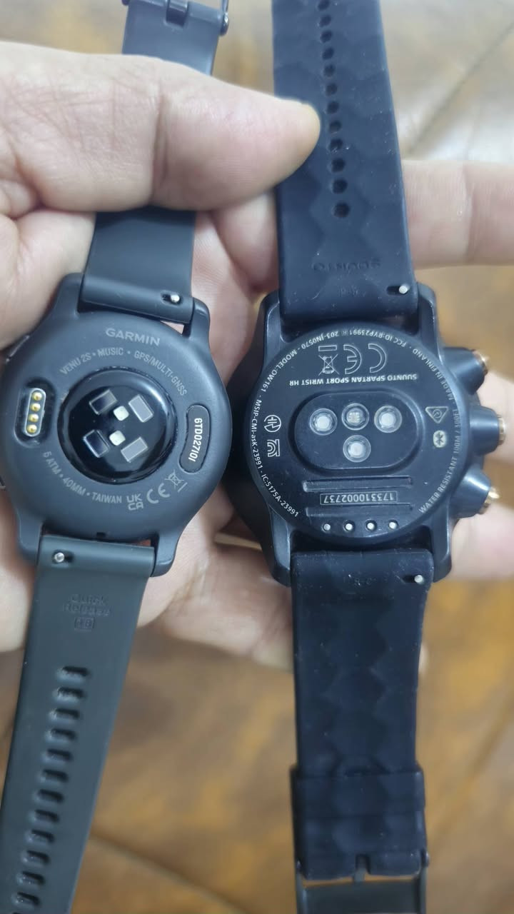 ساعه Suunto Spartan) وساعه Garmin venue 2S تدعم تخزين المقاطع الصوتيه مباشرة على الساعة مع شاحنات اصليه السعر(٢٠٠ الف قفل )اي ستفسار على تعال خاص


**إذا كنت صاحب هذا الإعلان وتريد حذفه لأي سبب، رجاءا أرسل رسالة إلى الدعم الفني**