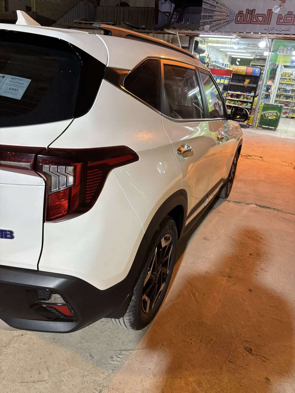 سلتوس 2024 ماشيه 9000 كم مكفوله من الصبغ والحادث بعدها بوضع الشركه مال الدوليه العراقيه رقم بغداد الجديد بأسمي تحويل ثاني يوم 178 مكانها بغداد الكرخ ممتواجد فيس ***********
