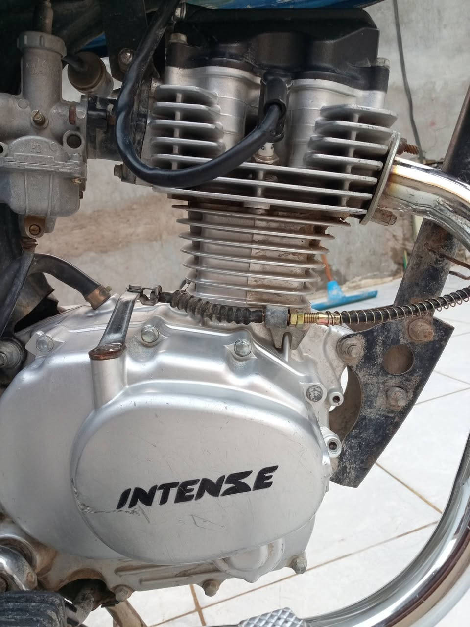 سلام عليكم درجه اربع كير اصولي موديل 13تعمير2023اورقه كامل بسمي مداور نفس اليوم الدراجه نفس ما بصور وحله بل واقعه محركه مفتوح ونضيف الدراجه محرك نضيف بشكل لا تبخر ولا نقص بيه شلعه ومعدل اول هندر تشتغل الدرجه طياره السعر 600وبيه مجال للطيبين رقم الهاتف وتصل ***********
