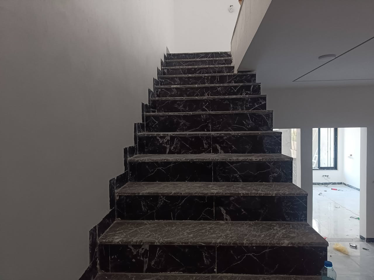 شغل سيراميك ومرمر  في الموصل ودهوك رقم تليفون ***********
