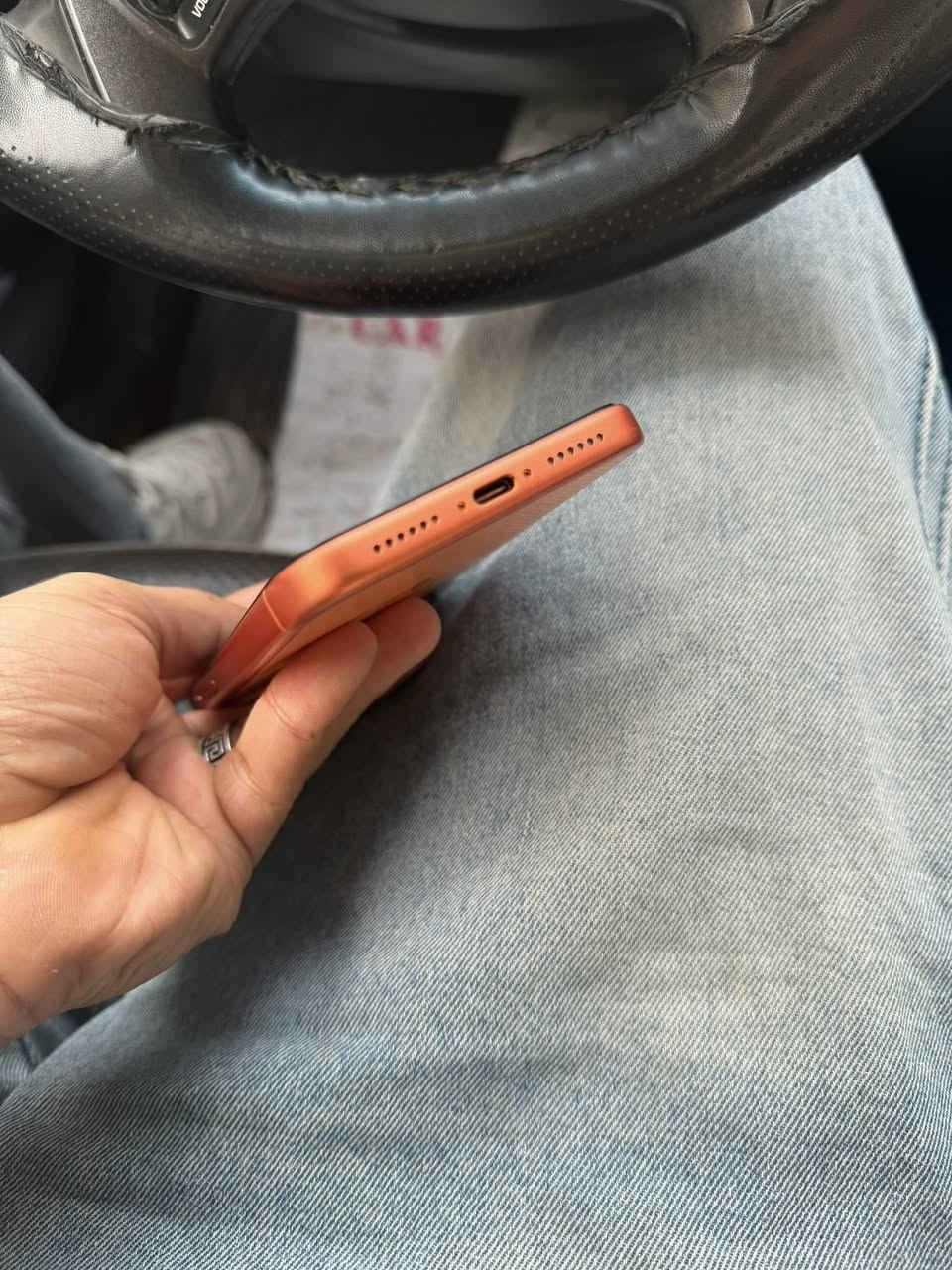 17 برو ماكس 256 esim
بعده بضمان مشحون  بطاريه 100

1700 اقل مابيع 

***********
