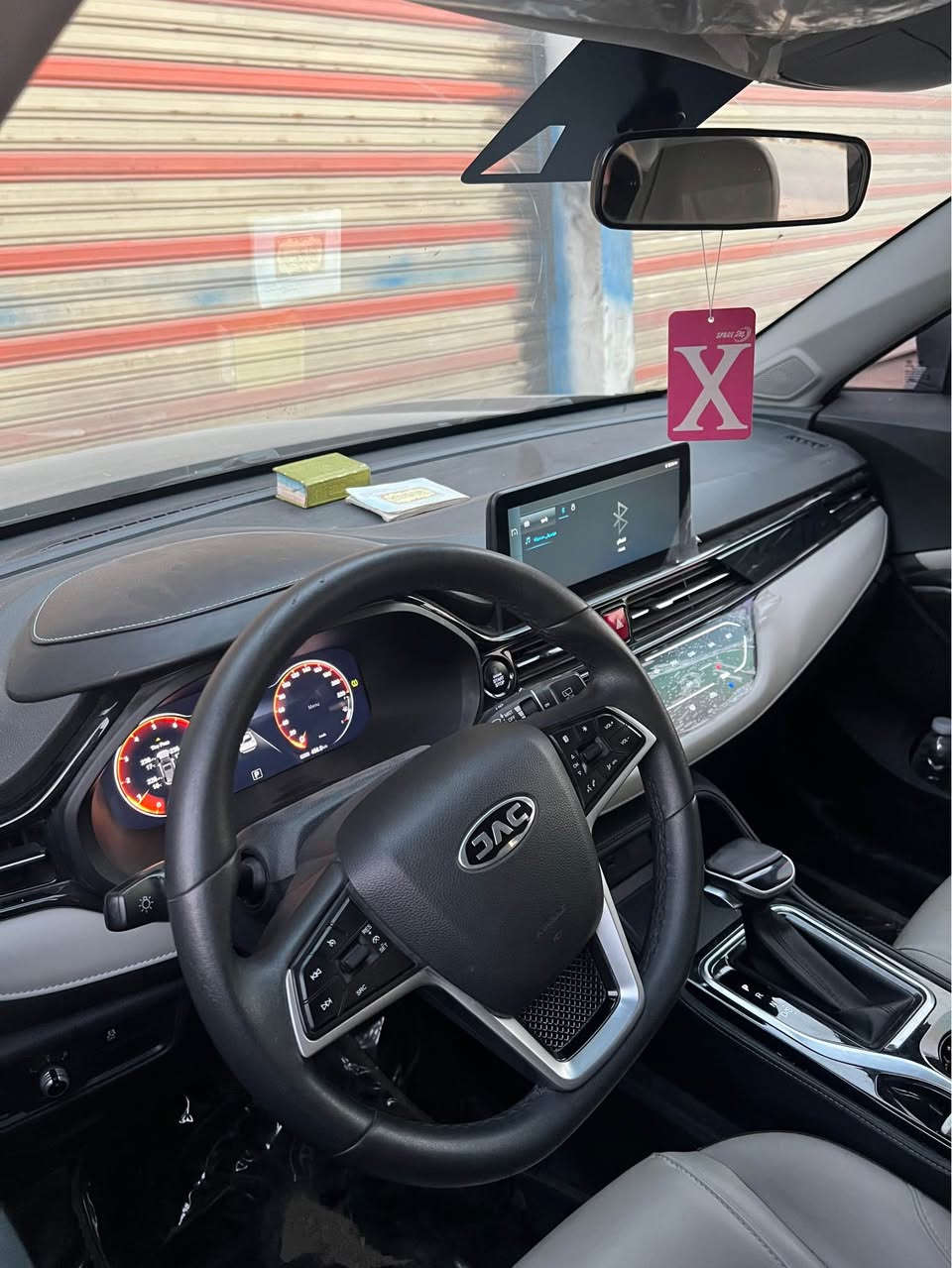 السلام عليكم سيارة GAC امتياز ياباني موديل 2023 السياره جديده 

مكينه 1500 تيربو 

سيارة فول 1/1 
بصمه 
فتحه 
هاند بريك كهربائي 
كامرات 360 درجه 
اشاير بالمري 
من تفتح اشاره تفتح كامره بالشاشه 
كشنات جلد 
باقي هاي مواصفات هواي 

السعر 125 وبيه مجال 
للاستفسار *********** 

ملاحضه : بيه ضرر بالتكمه وضرر بالجنطه مرجع بجهاز BDR سبب التحميل حلة, بابل
