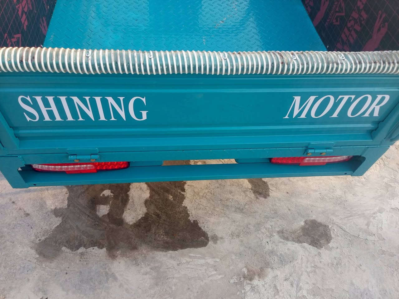 السلام عليكم اخويا ستوته للبيع الموديل 23 مقفوله كفاله عامه تقريبا صار شهرين من طالعي طالعه من الوكيل رقم الموبايل 078 23 85 04 12 المكان بابل القاسم
