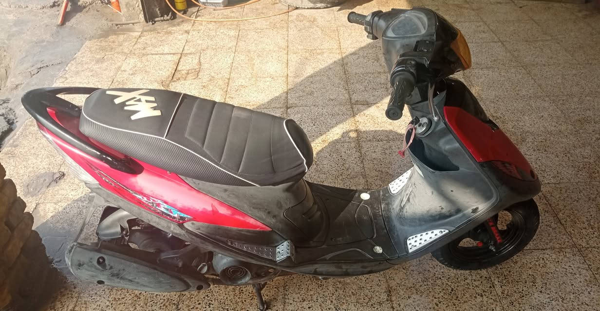 دراجه للبيع نفس هاي البصوره
***********
