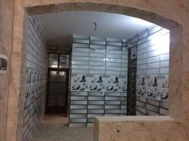 يسر ادارة مكتب العبدلي 2 الواقع في حي الزهراء ان تعلن عن

دار للإيجار 

الموقع/ الجامعه قريب المدينه المائيه 

المساحه/ 100م طابقين استقبال وغرفه وصاله وملحقاته وفوك غرفه وصاله وتخاريج 

السعر / 650

***********  ابو غيث

اذا كان لديكم دور ..

بيع .. رهن  .. ايجار  فقط مراسلتي لعرضها وسوف نحقق لك ما تود

لمعرفه عروضنا ..

متابعه صفحه المكتب على الرابط 

https://www.facebook.com/share/16E5gRnWXJ/
