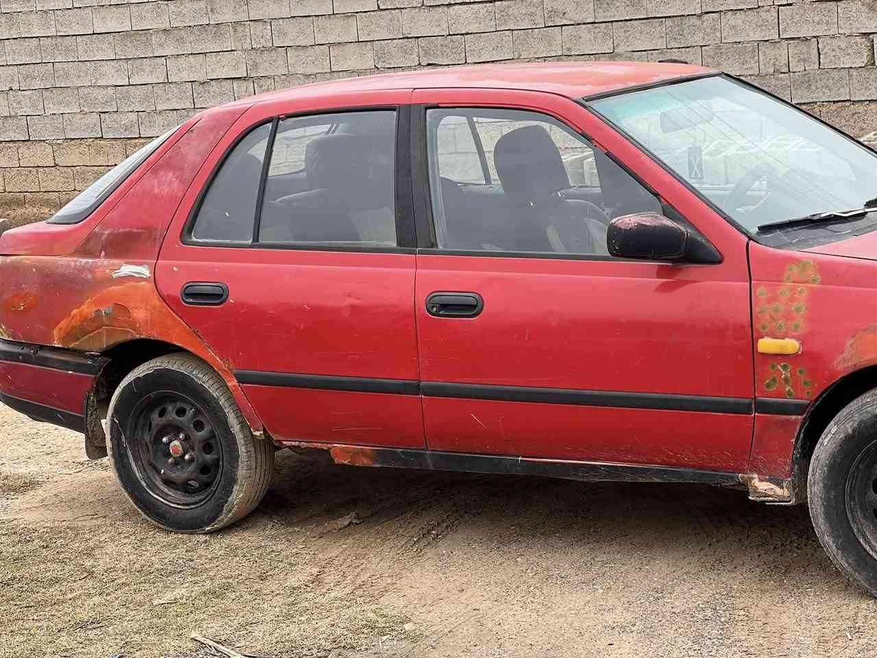 نيسان صني 
فحص صلاح الدين 
كمرك مدفوع باقيه بس عل هزه 
صاحبها موجود بالبو هيازع 
محرك شرط 
السيارة جاهزة 
السعر 17 ورقه وبيها مجال 
الرقم ***********
السيارة إذا بس سويت رقمها ورتبت كماليتاها اقل شي تجيبلك 29 ورقه 
بس احنا مستعجلين عل بيع
