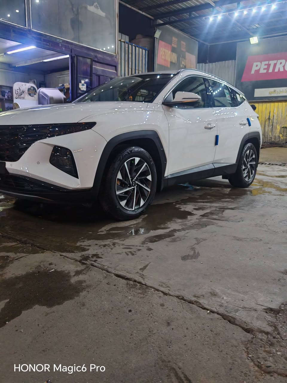 معرض سيد
الموقع. بغداد     طريق.              توكسان   TUCSON  
رقم بغداد 

موديل 2024         خليجي  
   السعر 216$

                      مكفوله. كفاله عامه 
 ماشيه ،22الف حقيقي 

     المواصفات         

 بصمه 

شباك لد  

برد. خلفي 

لايت عدسات زنون 

 سايد بريك بصمه 

 تحكم ستيرن فول

 شاشه كبيره  بلادي ابل كار بلي

كروز سرعه Cruise 

مانع انحدار 

👍  حساس خلفي 

👍حساسات امامي 

👍 ثلاجه بل جكمجه 

👍كشنات  كهرباء عدد2

👍 دشبول 3. اللوان 

👍 بصمه ابواب

👍 دبل ايرباك 

👍 اشاير ترحيب   

👍شحن لاسلكي 

👍نظام تشخيص العطل عن طريق الشاشه 

👍محرك cc2000 

👍كامره خلفيه دواره  

👍5 ويل كب  حجم 18

👍للاستفساراكثر اتصل على الأرقام التالية

    *********** ابو رحمه يوجد واتساب ***********
