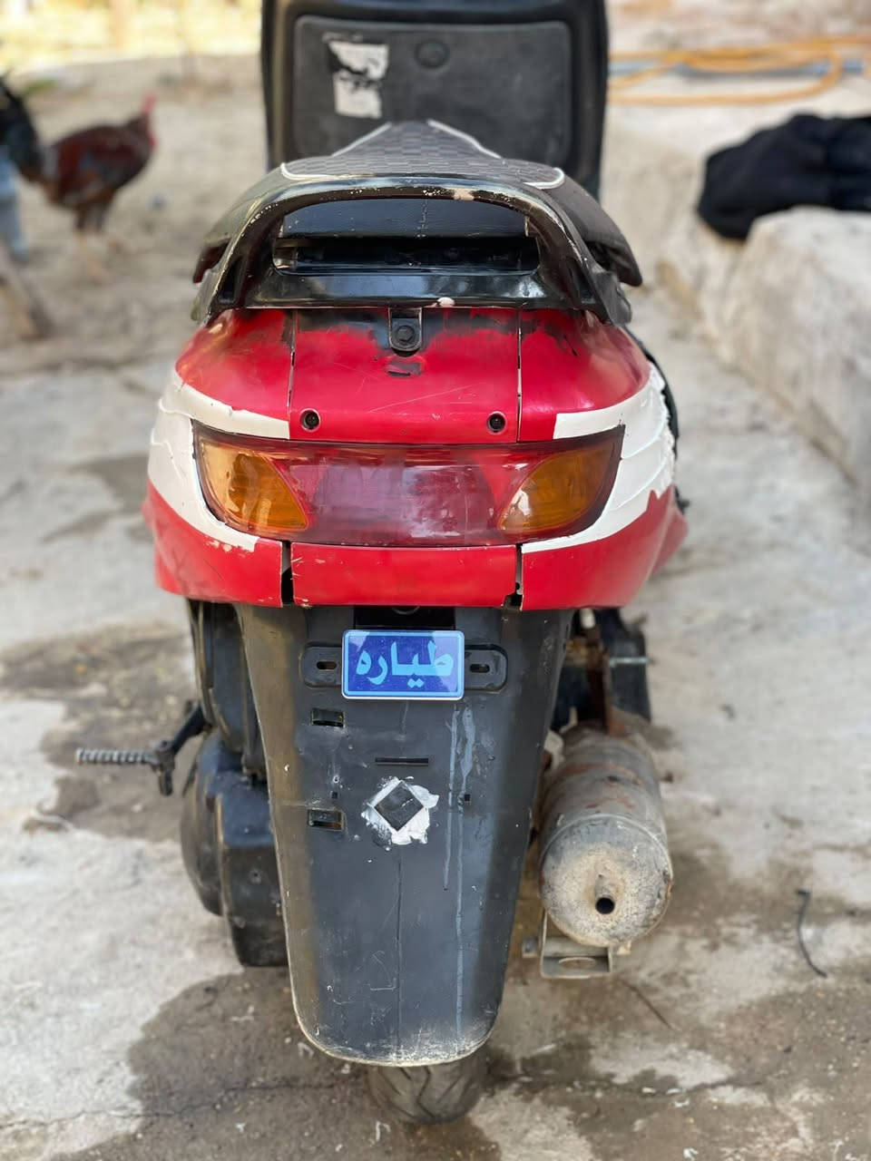 فراشه فحل دسك مفتوحه مره وحده سوادات مفوله كلشي شغال بيه دبلات امامي خلفي اشاير عوزه بس باتري هندر واحد تشتغل مكينه ناعمه وحلوه سعره 275 وبيه مجال مكان ديوانيه قضاء المهناويه 
***********
