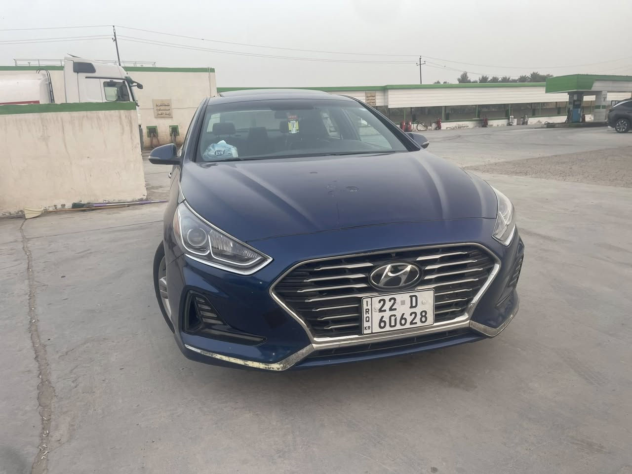 سوناتا موديل 2018 فول مواصفات ضرر جاملغ وبنيد فقط بدون داخل بصمه فتحه جلد كشن كهرباء رادار جانبي شفتات ستيرن تحكم ستيرن سبورت عادي ايكو 
كامرا حساسات شاشه لد امامي ماشيه 80.  الف محرك ما مفتوح السعر 136 وبيه مجال للشراي 
للستفسار ***********
