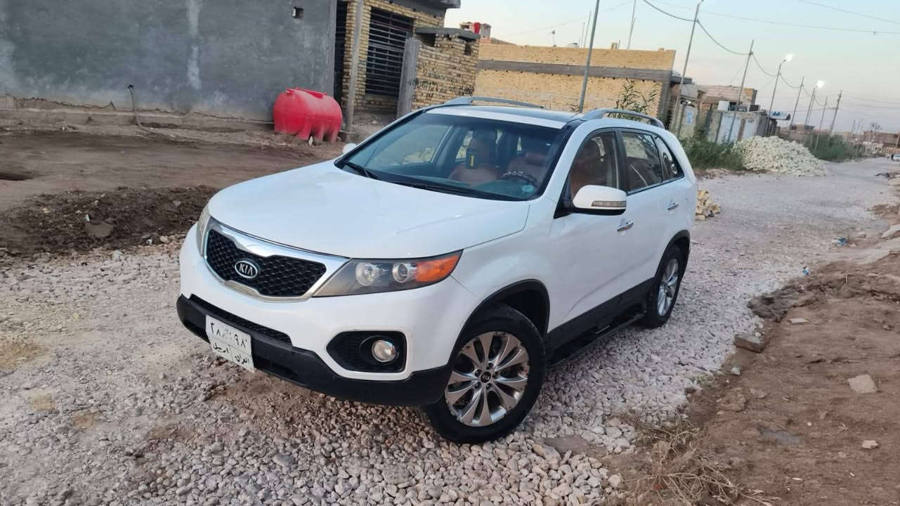 سورنتو2010  شكل 2012 خليجي محرك 6سلندر فور ويل4x4 مواصفات
مكفوله من الصبغ والتبديل والحادث  السياره كفاله عامه
مواصفاتها✅ 
بنراما
كروز سرعه 
مانع انزلاق 
تحكمات بالاوامر الصوتيه 
تحكمات جهتين
يدات نيكل
دخول مفتاح
شاشه تاب
كامره خلفيه
حساسات خلفيه
اشاير بالمري
مري كهرباء
تبريد 3قطع
بصمتين
فور ويل4X4
زراكات لايت
لايت زينون
واحد على واحد 

 ملاحضه: السياره كير ومحرك مكفولات+تخم تاير جديد حداديه جديده السياره جديده 
العنوان ديوانيه قضاء الشاميه 
رقم سياره اربيل  
رقم التليفون 
‏‪***********‬‏
