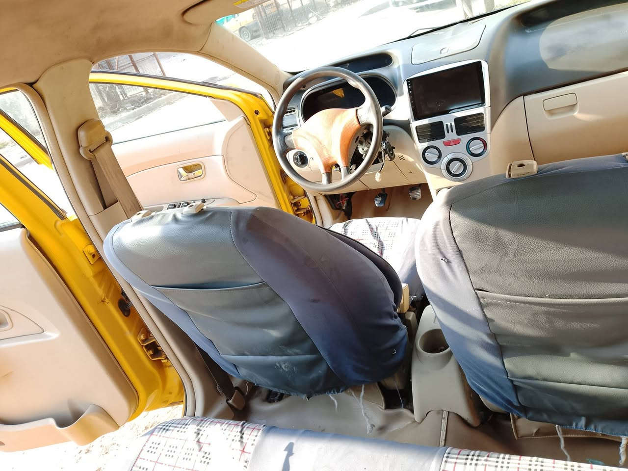 سلام عليكم ورحمه شيري فلاوين
لبيع 2011مكينه جديده تبريد جديد غرفه جديده 
صدر خلفي أمامي جديد تخم تاير باتري جديد كهربائيات
شغله كله شاشه دخم سماعه تحويل ثاني يوم مكان سياره بغداد دوره شارع محكمه هيىه مطلوبه 200هيىه مرور مطلوبه 150سعر 32بيه مجال بيك خير تدلل هاي سياره كدامك إذا تحب اتصل تومر ***********
