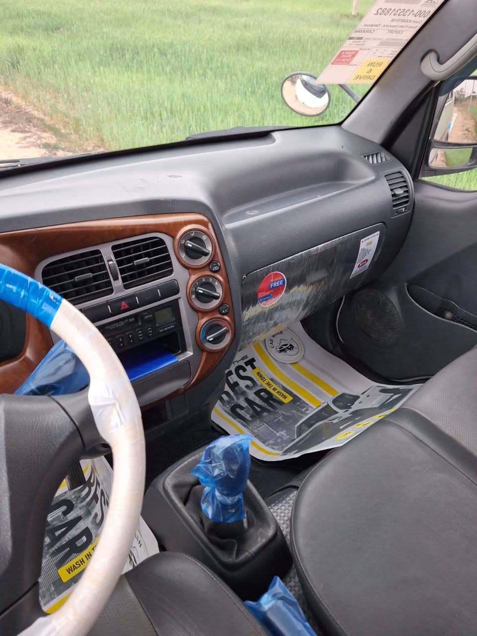 اللهم صلي على محمد وآل محمد
كيه بنكو دخول جديد موديل 19بيه لوحات وسنويه ووكاله عامه شمالي وحصة كاز دخول جديدكفاله من الصبغ شرط بلكارتون  كير عادي 5 نمر سياره  جاهزه كل نقص مابيه  تخم تاير مكينه وكير شرط الفحص بدي زيرو تبريد ثلج  كهرباءيات كله شغاله شرط تراي زيرو ماناقصه برغي  مكان السياره ‎ناصريه قضاء الشطره السعر ب65وبيه مجال للشراي ‎0786 992 3114
