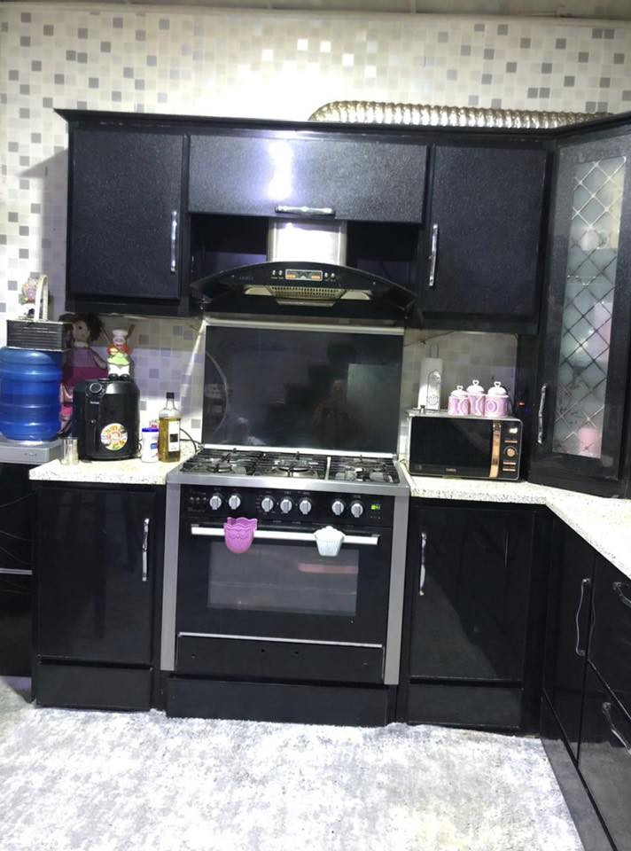 كاونتر مطبخ مستعمل المنيوم  للبيع بسعر مناسب
الرقم للاستفسار: ***********
