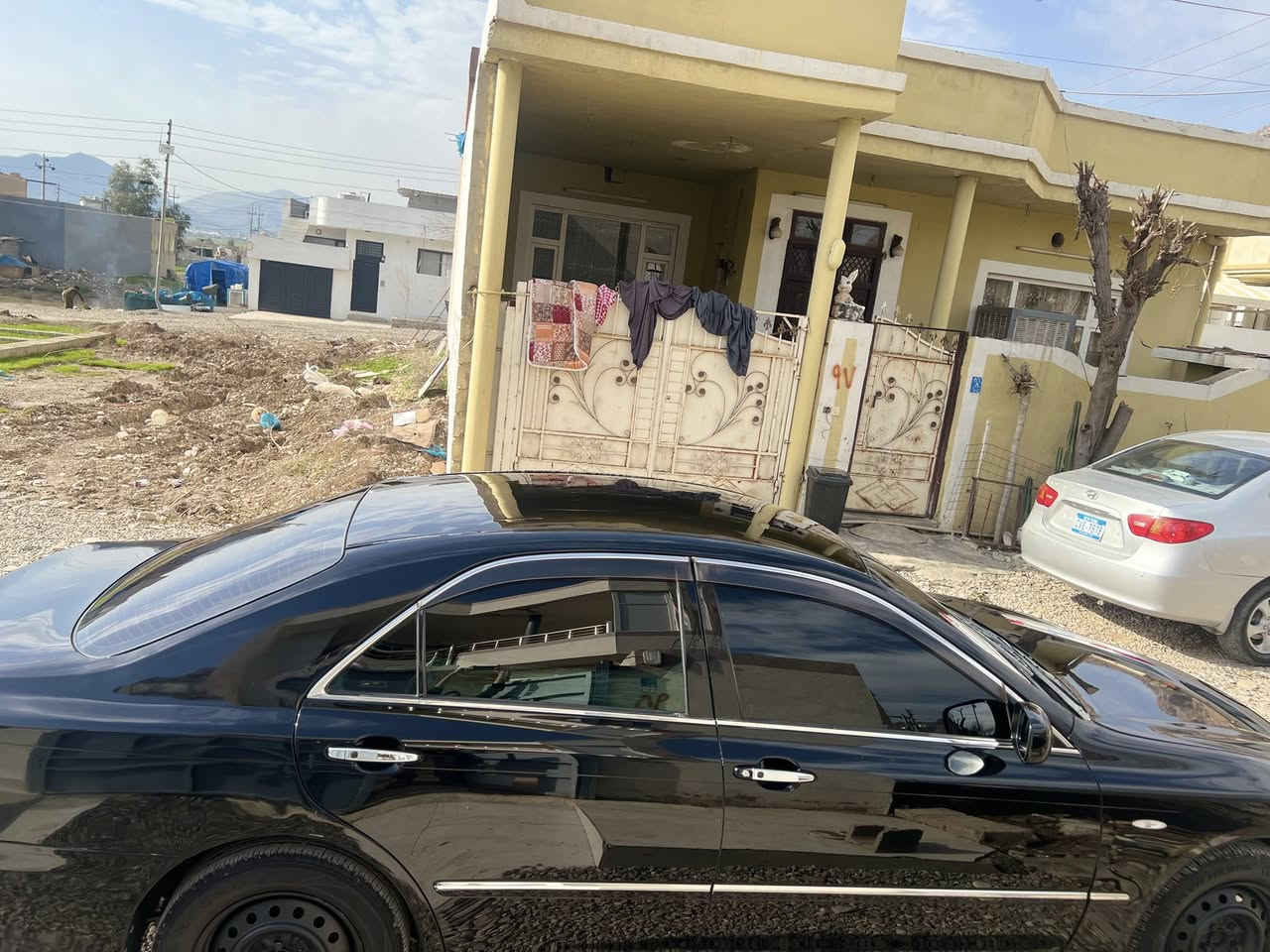 سەرەتا بە ناوی خوای گەورە توێتا کڕاون بڕاوە 2007
بەسمە ڕەساسی
182 بێ دوکەڵ دوو دوگمە
سوکان لێگززو کارەبا 
دو کوشن کارەبا
تەنها شوێن موسەکان بۆ یاخن 
بەسمەی دەرگاکانی ئیش دەکەن
سەیارەکە زۆر خاوێنە 
چوار تایەو ویلی لۆکی لەژێرە
ڕۆنی تازە گۆڕاوە
سعر 46 شوێن ڕانیە
ژ.م***********
