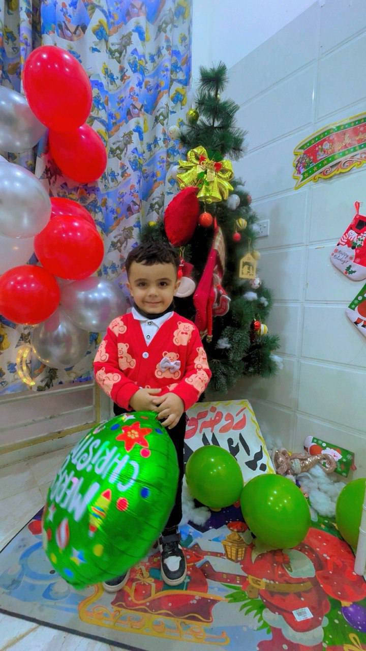 حبايبي الحلوين المحتفلين بالكريسماس 
كل عام وروضتنا الخلوة روضة وحضانة 
                                ***براعم الزهور ***
بالف خير ويارب سنه سعيدة وجميله علينا وعليكم 
احتفالنا كان حدا جميل وممتع .عنوانا التميّز 
والابداع 
,للتواصل والاستفسار/***********
