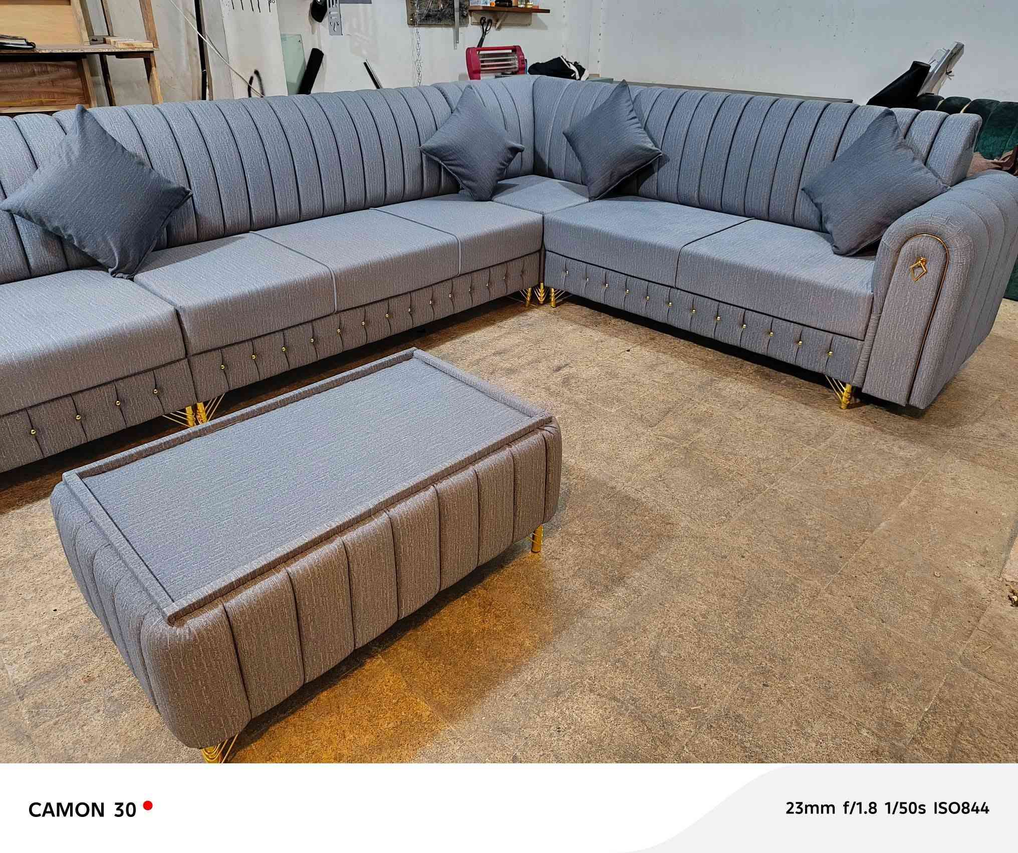 يعلن معمل ومعرض الامارة عن توفر كافة الموديلات بأحدث التصاميم العصرية وبأسعار تنافسية 
شمنتضر رتب الاستقبال بأنسب الاسعار 

متوفر اكثر من 50 موديل يناسب جميع المقاسات 
تجدون عند الامارة كل ماترغبون به ليناسب ذوقكم 

محتاج ديوان 🙄

لتحتار 🤯

استمتع واختار 😌

🧨🧨تفجير الاسعار 🧨🧨
مع هدية
🎁🎁كوشات 🎁🎁

كما
♦️يتوفر  أكثر من ١٠٠ لون ومن اجود الخامات التركيه 

❗️يتوفر ايضا ديوان قياسات حسب طلب ورغبة الزبون بأسعار تنافسية 

مستعدون لتجهيز  كافة الاماكن  والجوامع  ودور الضيافه بأسرع وقت واقل كلفة 

♦️1_ شغل درجه اولى بكوادر متخصصة
♦️2_اسفنج🧽 مميز اول    مع ضمان 
♦️3_ارجل  حديد اوحسب الطلب 

💥💥(((((ضمان لمدة3 سنوات حقيقي 100%)))))💥💥

ملاحظه 🛑🛑في حال وصول المنتج اليكم يحق لكم رفض الطلب عند وجود اي اختلاف بما اتفق عليه

📍موقع العمل الموصل 📍
موصل الجديده شارع بغداد قرب صيدليه ركن العامل 
تتوفر خدمة توصل داخل مدينة الموصل توصيل مجاني  
وللمحافضات بأسعار مناسبه مع ضمان النقل السريع والأمن

استفسار اتصال أو مراسل الواتساب

***********
