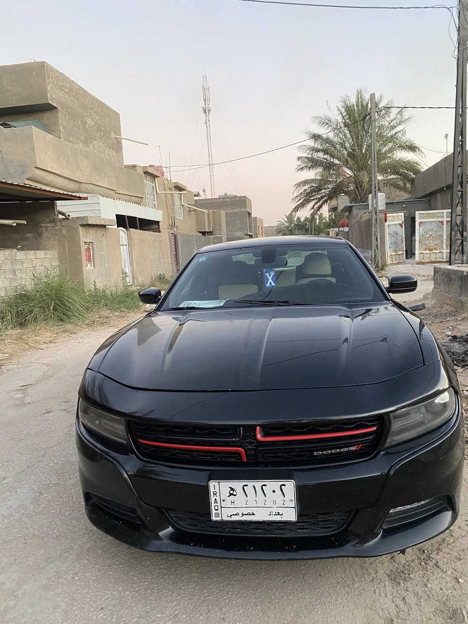 السلام عليكم 
جارجر موديل 2017 فئة Sxt اللون اسود محرك 3600
تخم تارير سياره جاهزه ونظيفه خير من الله السعر ١٨٥ وبيه مجال  

***********
*********** واتساب
