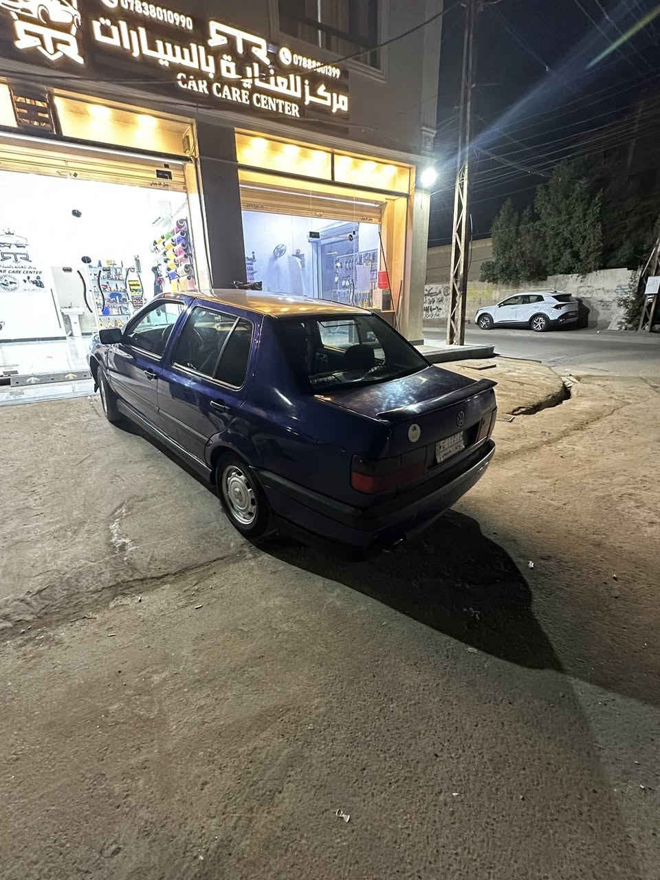 كولف فنتو 
موديل ١٩٩٤
صدر امامي خلفي جديد 
تبريد تدفئة شغال 
محرك كير جدد كير عادي 
كهربائيات شغالة كلهة جديدة 
بيهة طخة بل جاملغ الخلفي مبينة بل صور 
رقم بغداد شرط التحويل 
مكاني بغداد البياع 
السعر ٣٩بيهة مجال بسيط كلش 
***********
