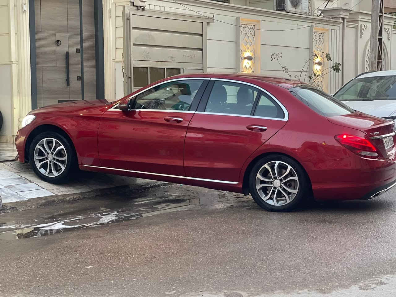 سلام عليكم
للبيع او مراوس 
من النوادر بهل لون وبهل نظافة
مرسيدس c300 موديل ٢٠١٦
طبعا دفع خلفي المرغوب رقم دهوك بسمي سنويه 2030 هزة جديده قبل اسبوعين ٩٨٪؜ 2027
وارد امريكي حادث جدا بسيط بدون ايرباك دفعة بالجاملغ الامامي والبنيد …
تخم تاير قبل اسبوعين بدلتهن 
دهن وفلاتر وكاله اصلي جديد اليوم بدلتهن
حدادية جديده ماشيه (٨٢ ) الف
السياره فووووول مواصفات 
📍لايت زنون بلادي Led + البك لايت ايضا led +لايت داينمك متحرك عند الاستدارة ونقطة عمياء 
📍رادارات امامي جانبي 
📍نقاط عمياء
📍مري شفط وقلاب بالبگ 
📍دخول ذكي (بصمه) (٤) بصمات+ بصمة تشغيل
📍جنطة كهرباء + فتح عن طريق الرجل
📍كشنات منفصل طيارين
📍كشنات كهرباء + مساج +تبريد تدفئة
📍دبل ماوس + تاچ لمس
📍5 انظمة قيادة حقيقي 
📍گير تعليگ 
📍اوتو هولد 
📍اطفاء ذاتي بالازدحامات
📍دبل شاشة 
📍داخل السياره كلها اناره مخفية وتتحكم بتغير الالوان وبقوة الاضاءه من داخل السياره بالشاشة 
📍قطعتين تبريد
📍ستيرن كهرباء
📍دوسات ضوئية اسم السياره
📍كاميرا دوارة ومخفية من تذبه بگ تطلع من مكانه ومن ترجعه ع D تدخل جوه 
📍محدث الشباك واللايتات مال موديل 20
📍حساسات مطر 
📍جامات السيارات والمرايات كلهن فوتو من الشركة بلاديه
وطبعاً بعد بيها هوايه مواصفاات 
والسياره جاهزة على اخر حبايه بدون نقص 
مكانها كربلاء  السعر جداً مناسب مقارنة بالنظافة والمواصفات  215 وبيها شي بسيط جداً حگ الجيه فقط
***********
***********
