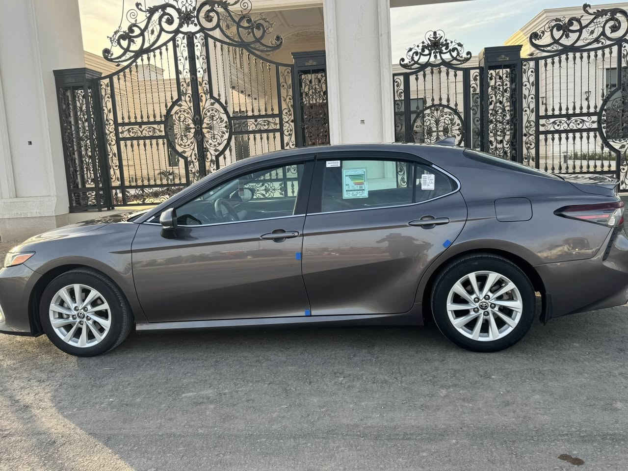 كامري موديل 2022 امريكي se حادث فقط ربع جاملغ خلف باقي كفاله عامه بدون ايرباك بدون ايشي عل وضع شركه ماشيه 34 رقم بغدا بسمي جديده شكد متصور  كرسي كهرباء نقطه عمياء سياقه ذاتيه كروز سرعه رادار امامي جانبي مكينه 2500 سعر 200$ مجال كلش بصيط مامتواجد عل فيس رقم الهاتف ***********
