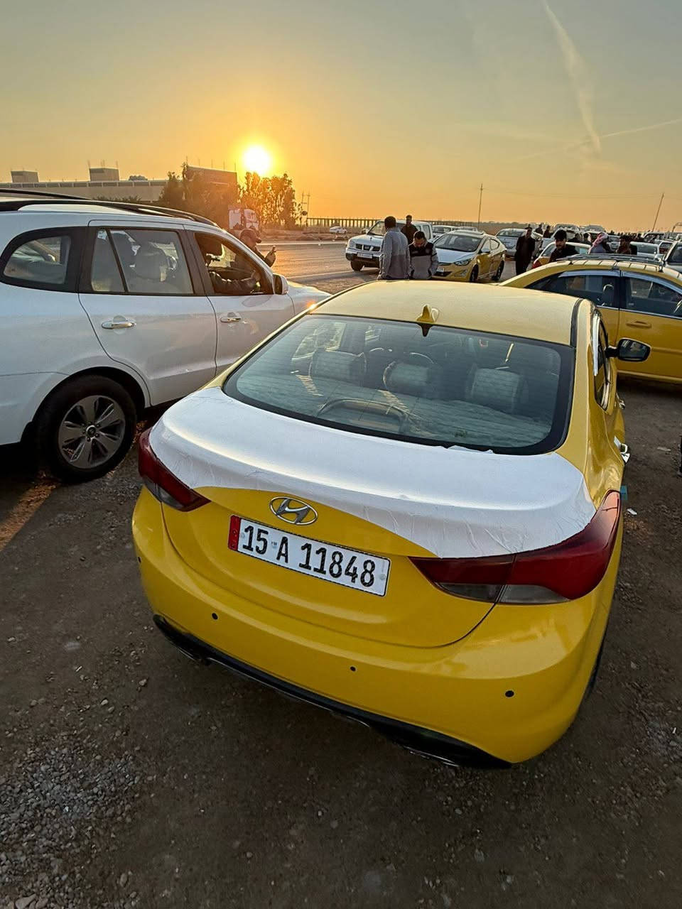 السلام عليكم. النترا ٢٠١١ وارد امريكي چاملغ الامامي مبدل محرك ١٨٠٠ فول اوتوماتيك بأسمي تدفئة تبريد شغال محرك دوش اقتصادية وحلوة 
العنوان الرمادي...  
السعر.. ٩٥ اذا عندك مراوس تكسي اذكرها بالتعليقات 
للتواصل... *********** واتساب
